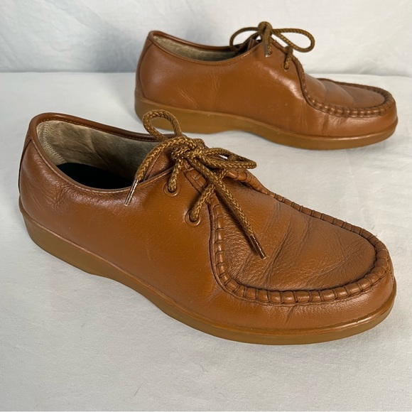 Vintage 70s Florsheim Comfortech men’s 9EEE beige leather derbies rubber soles - Picture 15 of 16